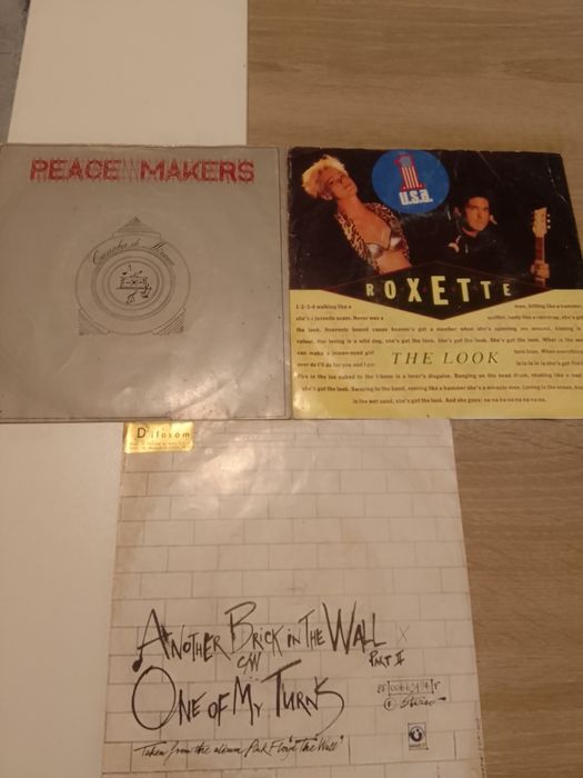 25 discos singles em VINIL musica variada