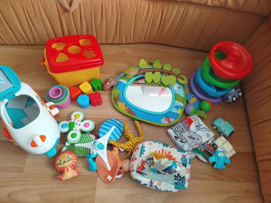 Лоти іграшок по 200 грн