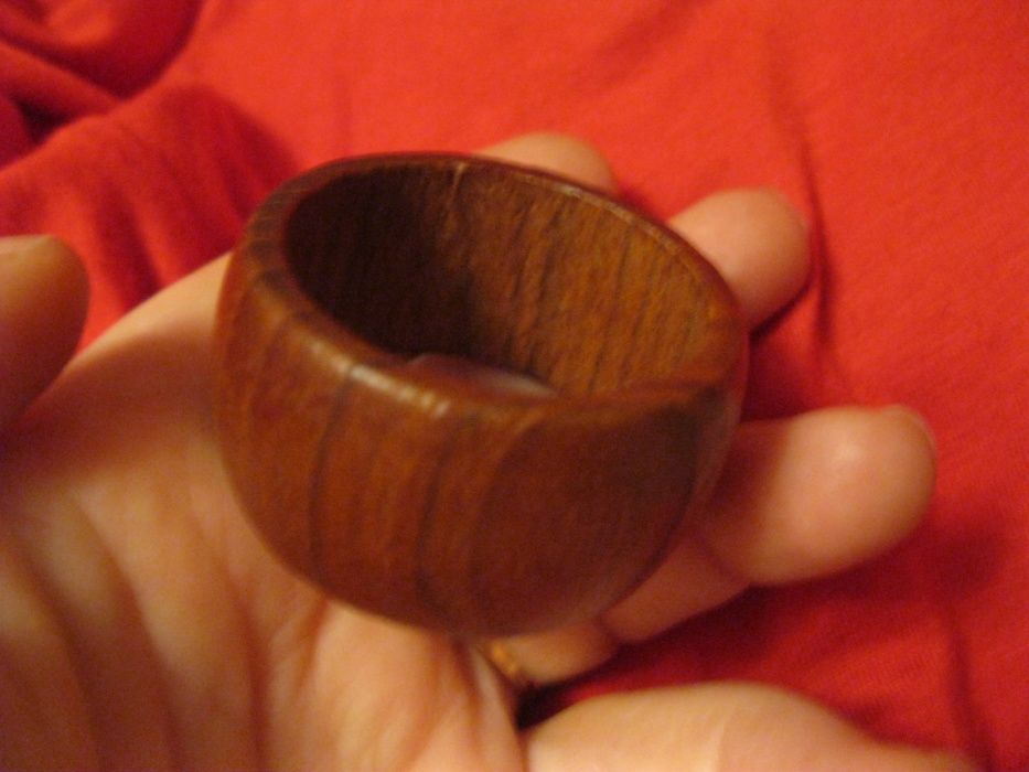 игрушка игрушечный на куклу деревянный браслет