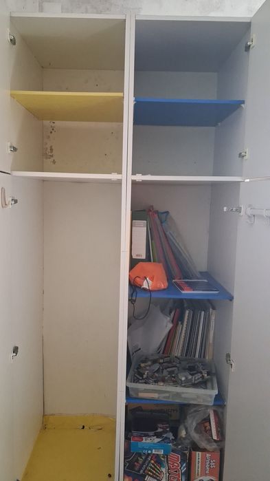 Vendo armários (sem o conteúdo)