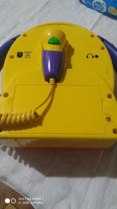 Детская игрушка караоки