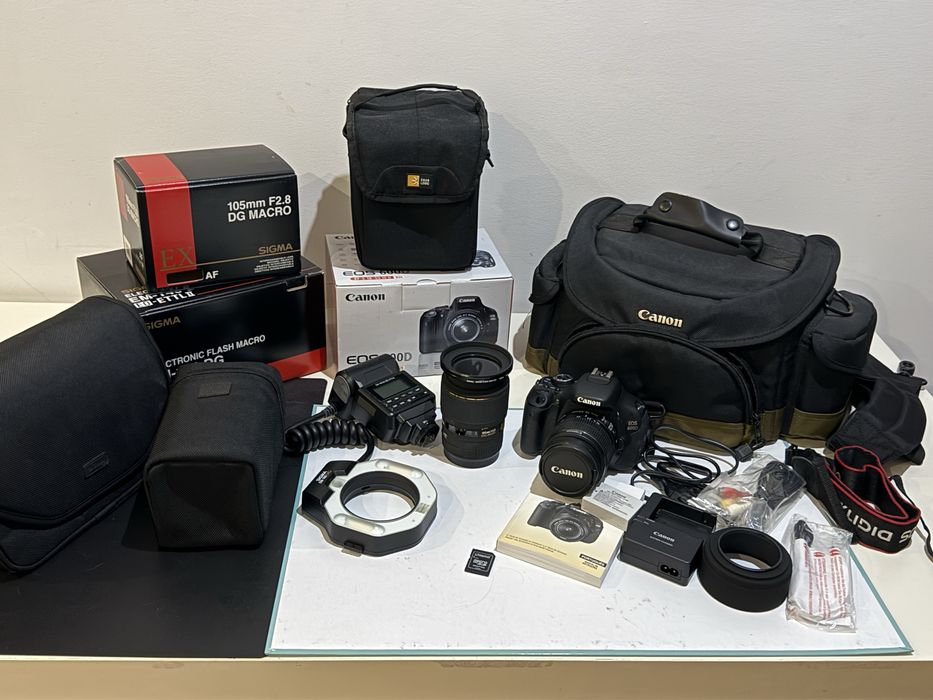 Pack Canon 600D + flash anelar e objetiva sigma e mala