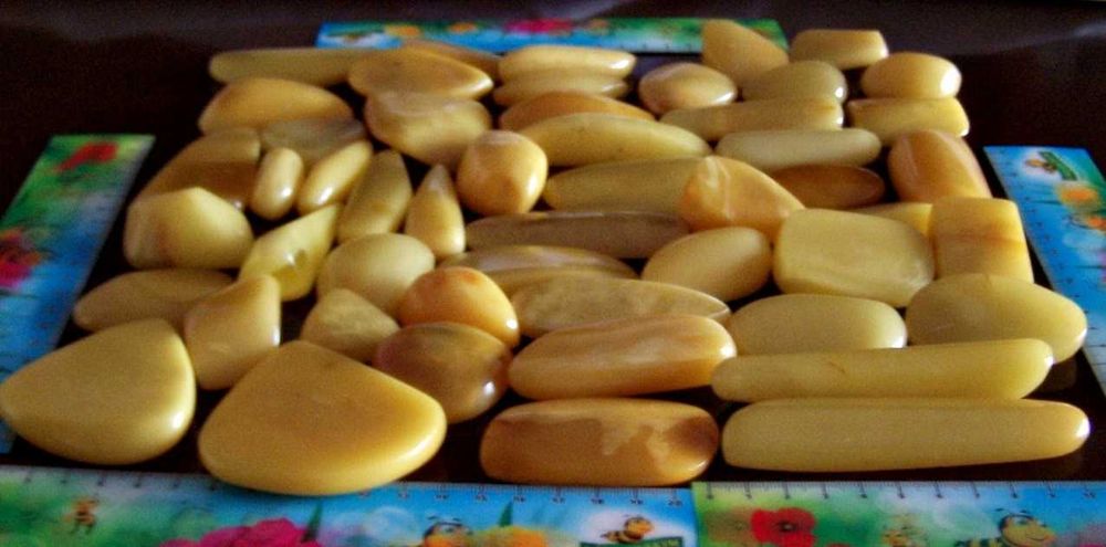 Sprzedam bursztyn , kopal kolumbijski kaboszony