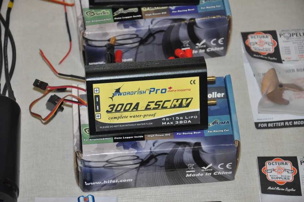 Model zdalnie sterowany HPR135 Bulletproof do samodzielnego złożenia