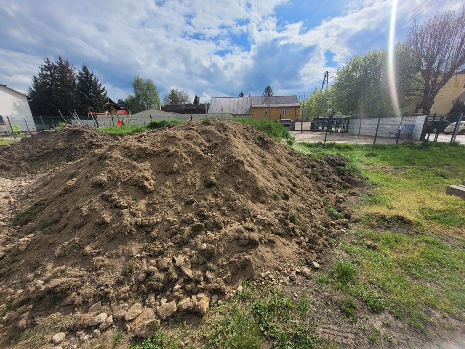 Ziemia - oddam za darmo.