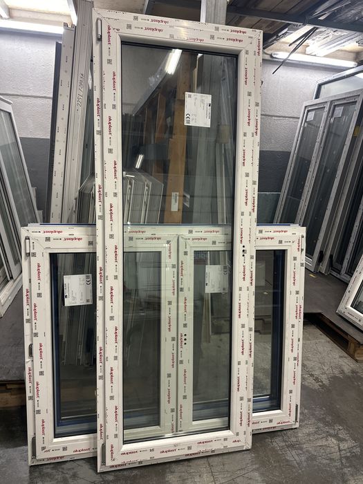 Janela PVC oscilobatente 75L/200A