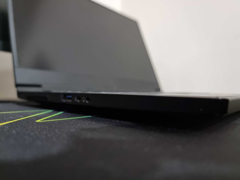 Portátil Gaming PCSpecialist 17,3" VYPER