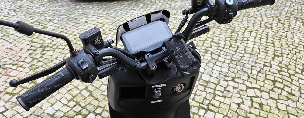 Moto Scooter elétrica LVNENG LX08 MAX, 2023, 2070km, igual a  nova
