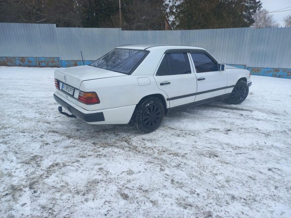 Mercedes-Benz E124 "автомат"
