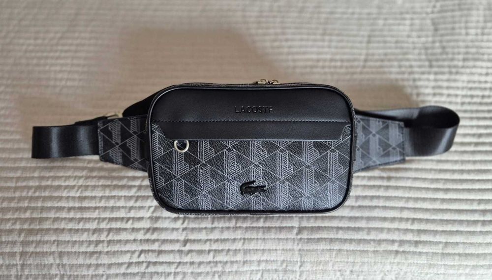 Bolsa de Cintura LACOSTE The Blend - Preta - nova