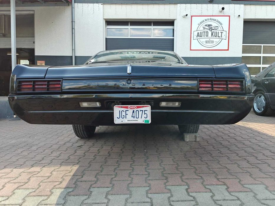Oldsmobile Delta 88