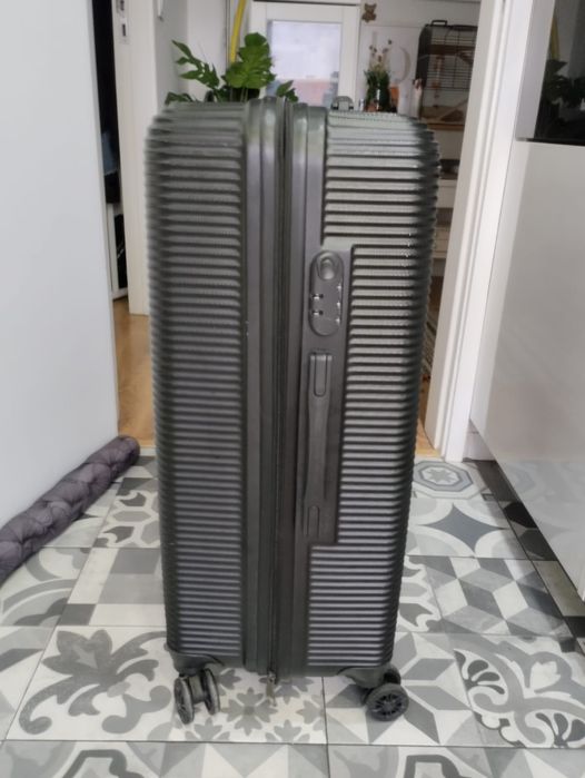 Mala de viagem (32 quilos)