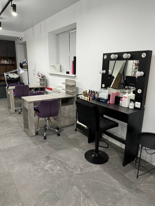 Рабочее место для бровиста/визажиста/ресницы/татуаж, район Дафи