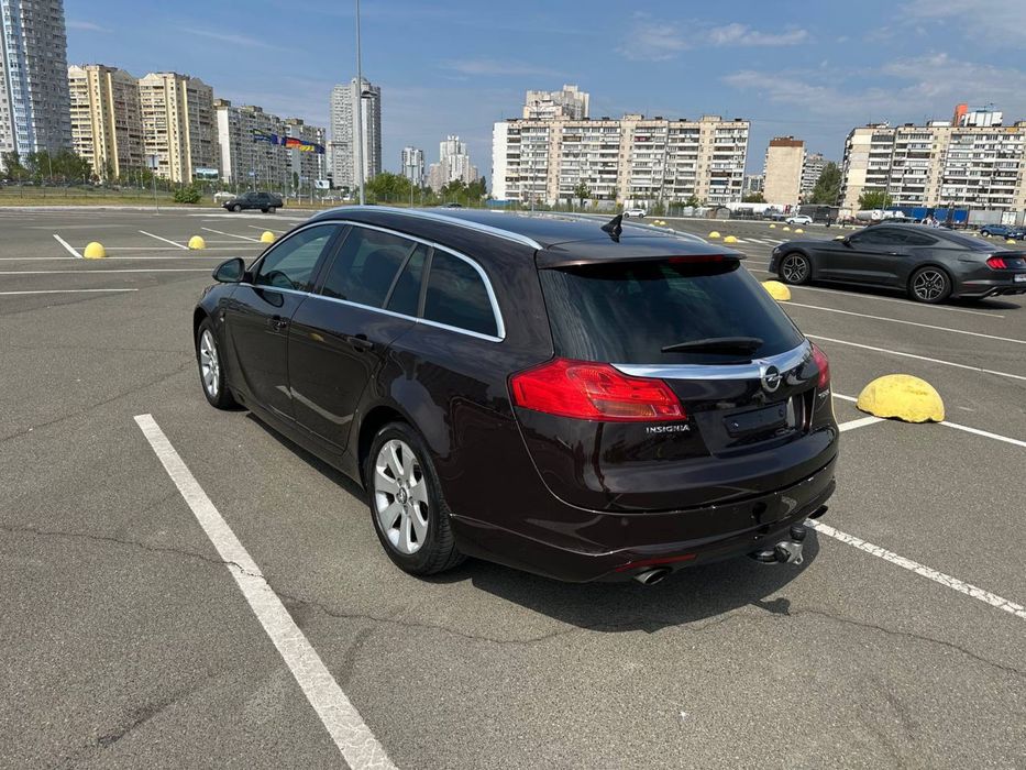 2011 рік Opel Insignia 1.6 Бензин