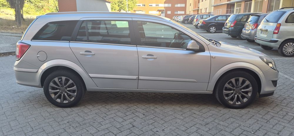 Opel astra H caravan 1.7 cdti cosmo  impecável 2010 — photo 2