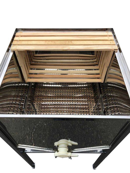 Стіл для розпечатування сот — 50 см. Плоский кошик — пластиковий кран