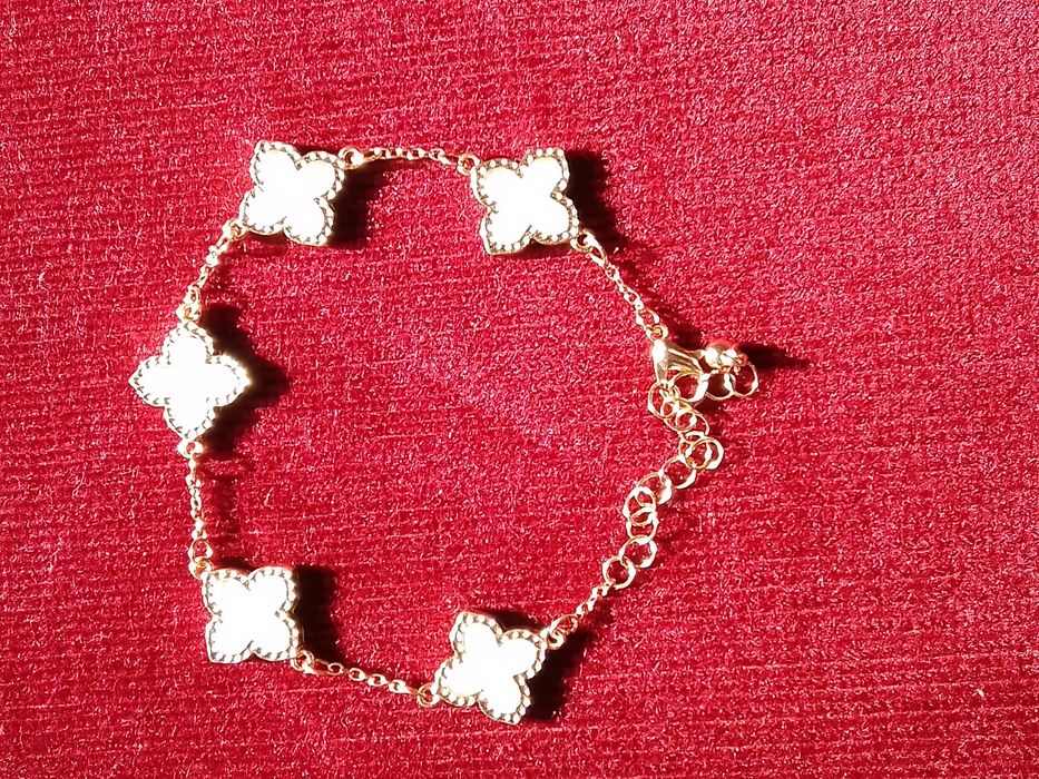 Bijuterias Moda pulseiras e anéis dourados (entrega imediata)
