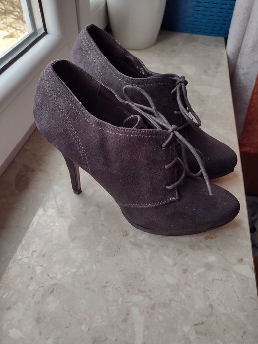 buty na wysokim obcasie 41 Graceland - nowe