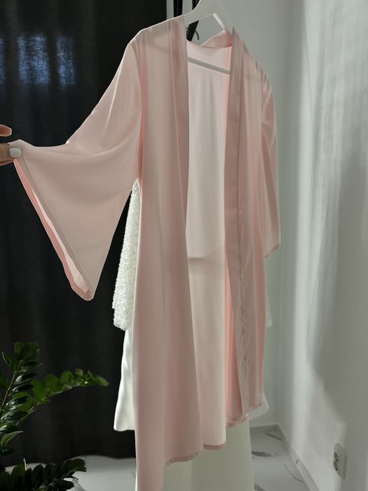 Халатики для подружок нареченої пудрові