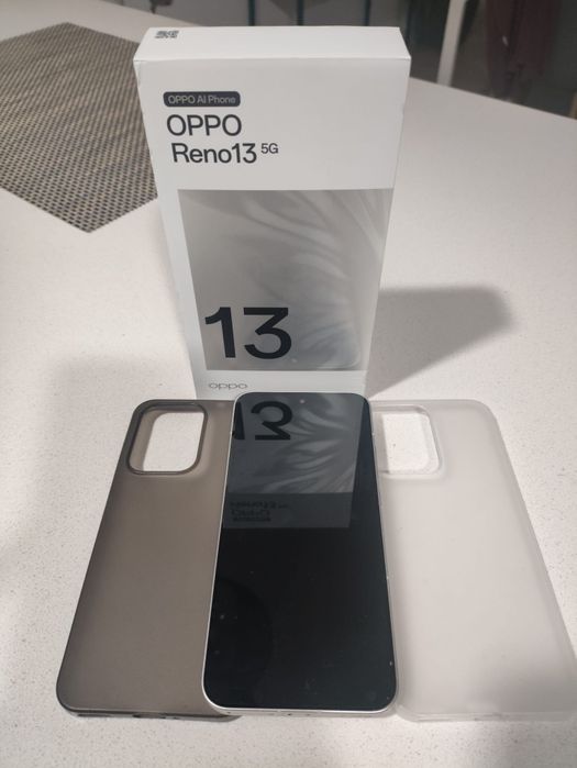 OPPO Reno 13 5G – 256 GB | 12 GB RAM | Como Novo | Garantia até 05/2028