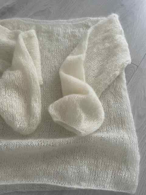 Sweter damski, ręcznie robiony, 75% mohair, 25% jedwab.