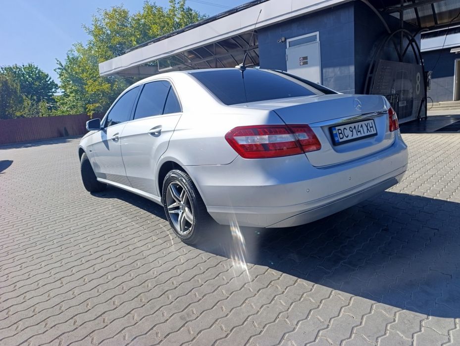 Продається надійне і економне авто