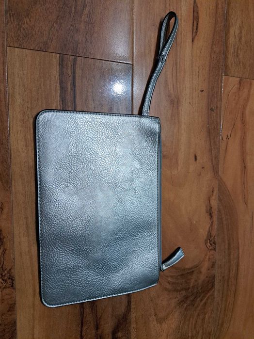 Kosmetyczka M&S duża srebrna