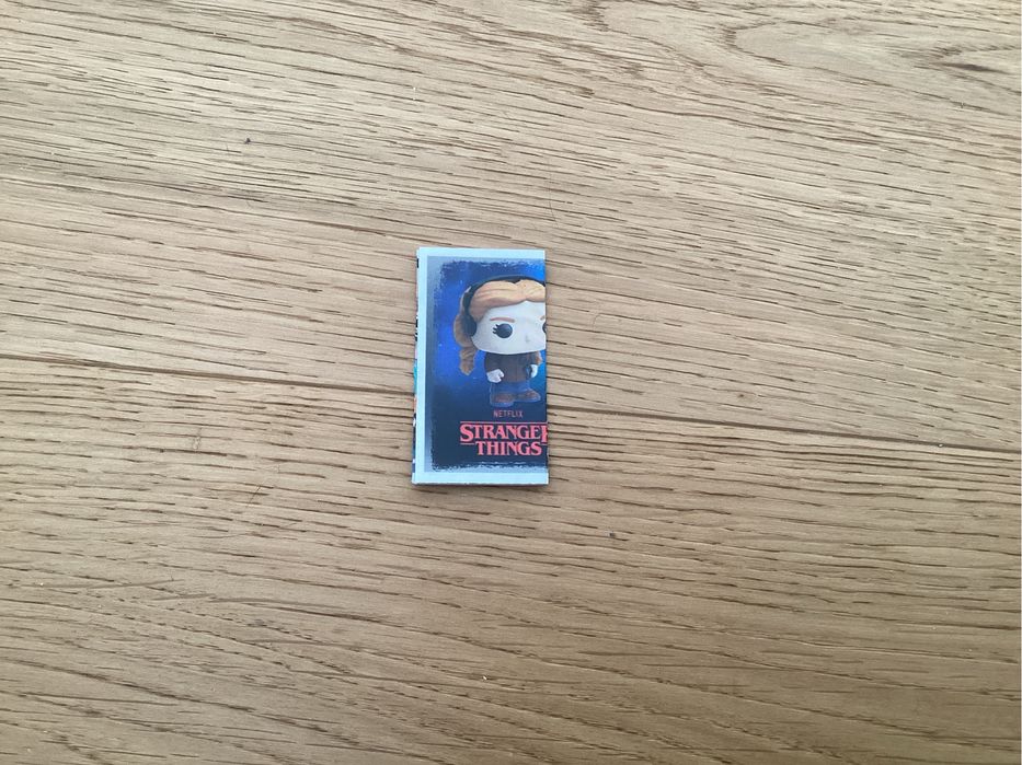 Boneco Funka Pop Max da Kinder Joy