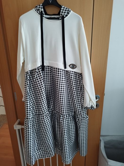 Vende se vestido marca hunny nunca usado