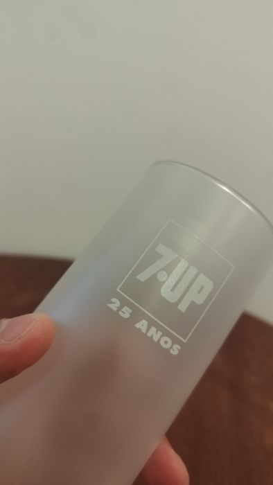 Copo coleção 7Up 25 anos