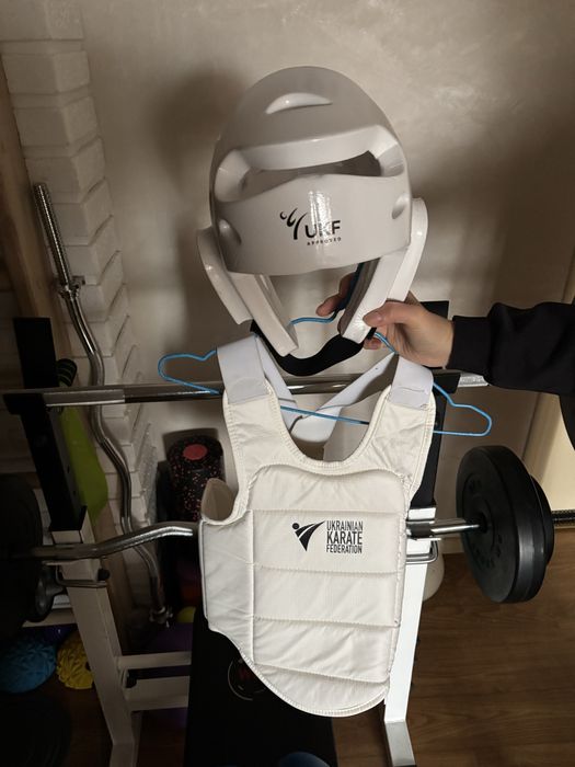 Кімоно, шолом,захист для карате