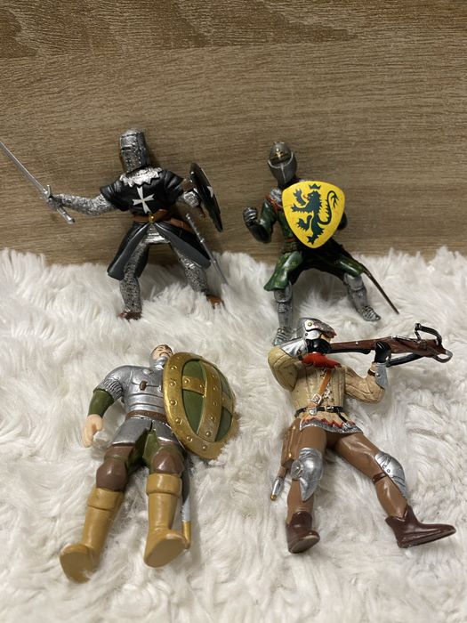 Figurki rycerzy