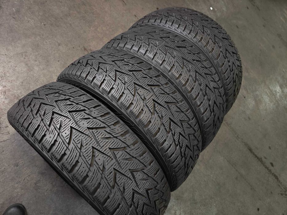 R17 225 60 шини зимові агресивні Nexen Roadstone Winguard WinSpike made Korea