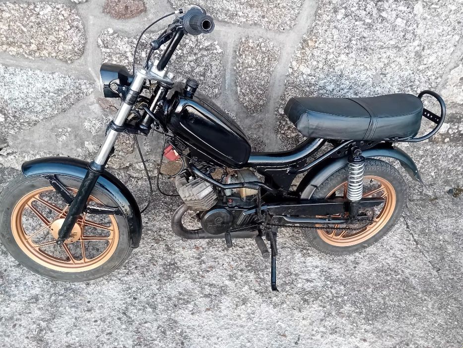 Casal boss 2v bom estado