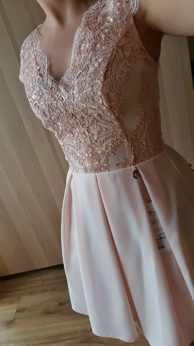 Rozkloszowana sukienka