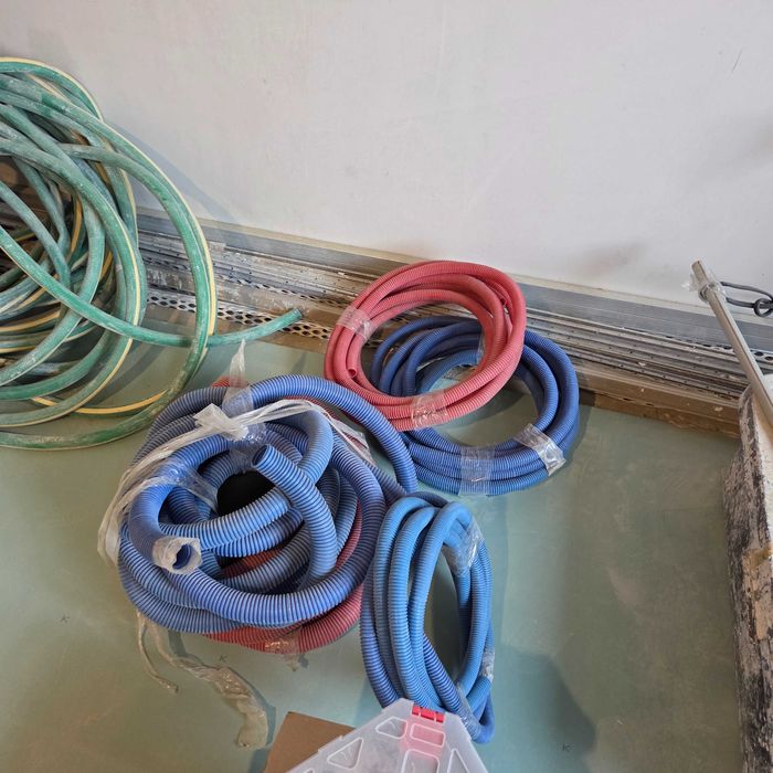 Труба Rehau 25х3.5; 20*2.8;  16,2x2,6 остатки, шланг для воды