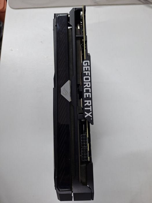 Placa Gráfica Nvidia RTX 3070 Asus Rog Strix