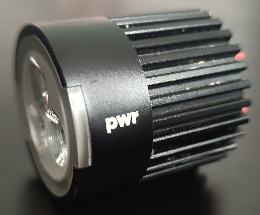 Lampka rowerowa Knog Pwr 1100 lm