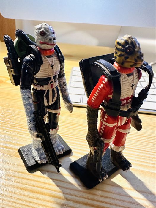 2 figuras Star Wars Kenner Custom Bootlegs de Bossk 1980