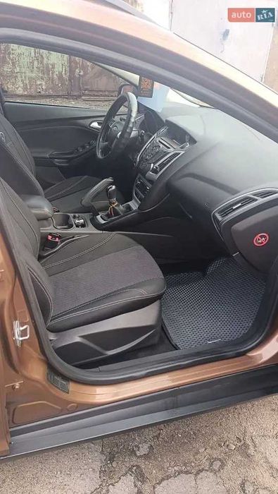Ford Focus 2013 VIN WF0LXXGCBLDR03870 фото оголошення 10 з 17