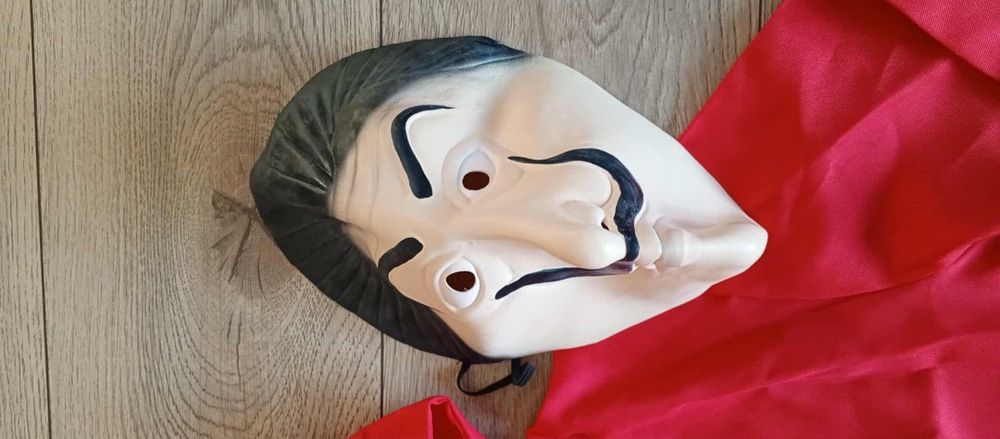 Nowy strój przebranie karnawał