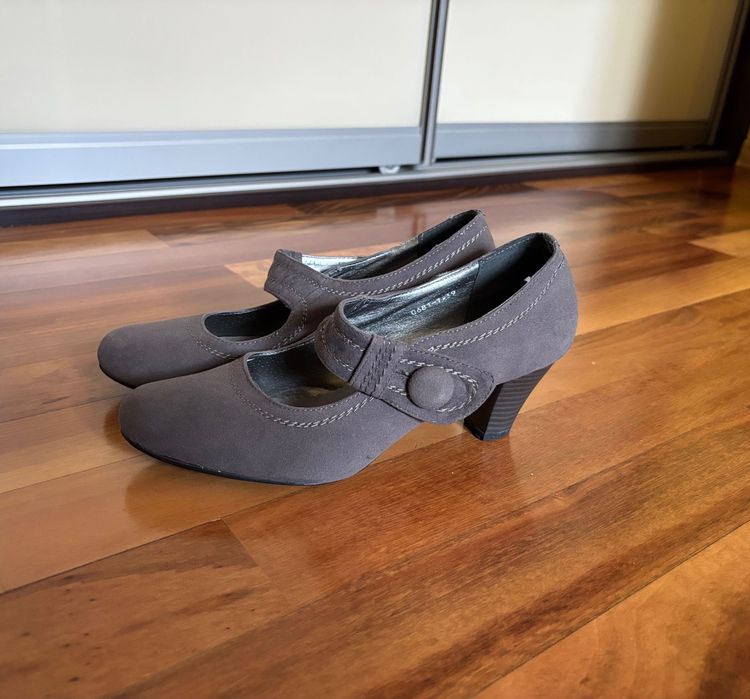 Buty damskie na obcasie, G2G, 39