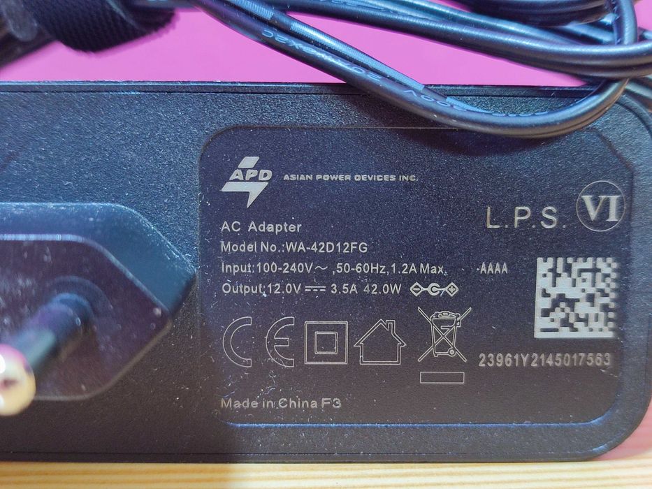AC Adapter 12V 3.5A Adaptador