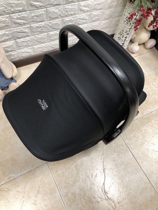 Автокрісло Britax Römer Baby-Safe Core Група 0+ (0-13 кг) автокресло