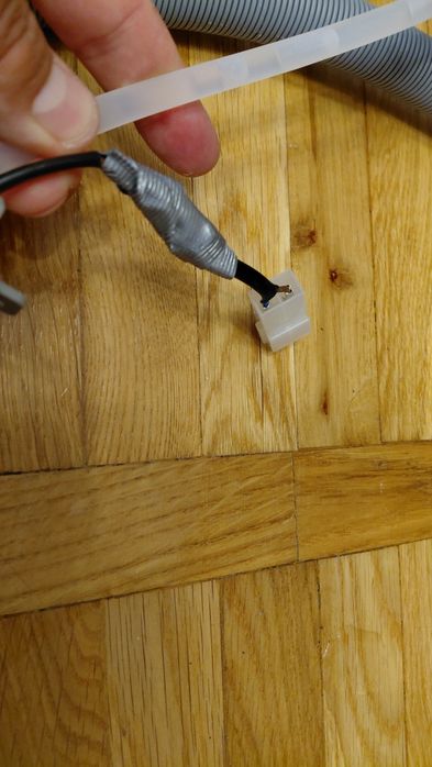 Wąż dopływowy aquastop do zmywarki Beko din48533