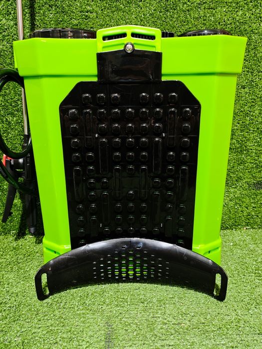 Опрыскиватель аккумуляторный Grunhelm 16 л