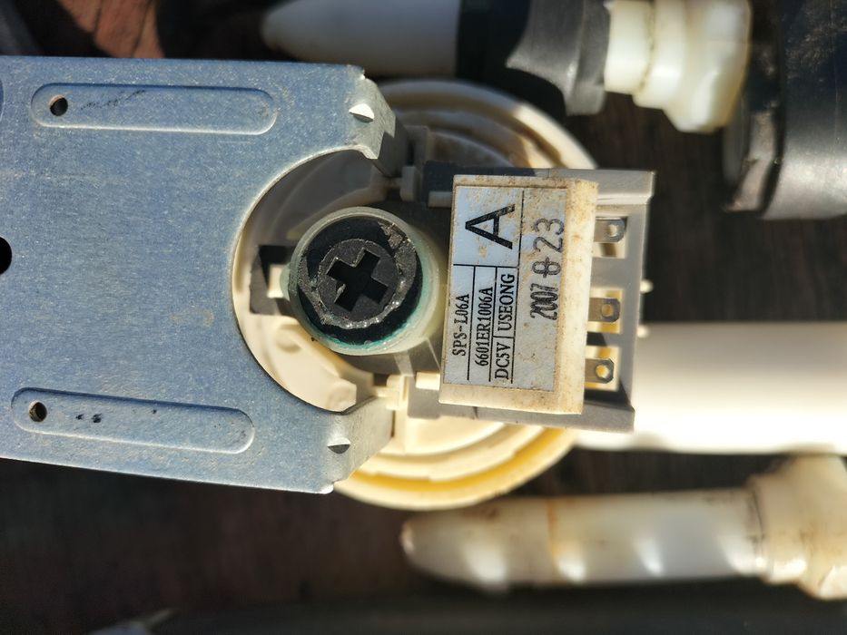 Продам запчасти для стиральной машины