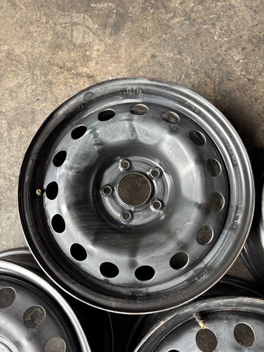 R 16 Fiat 500 5-110  6,5 j  ET 40  dia 65,1. Ціна за комплект 5200.