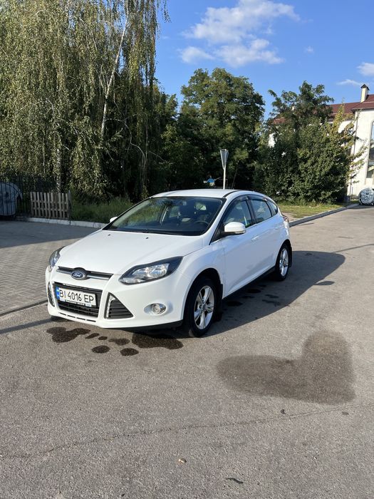 Ford focus 2011 рік , 1.6 газ/бенз не АМЕРИКА