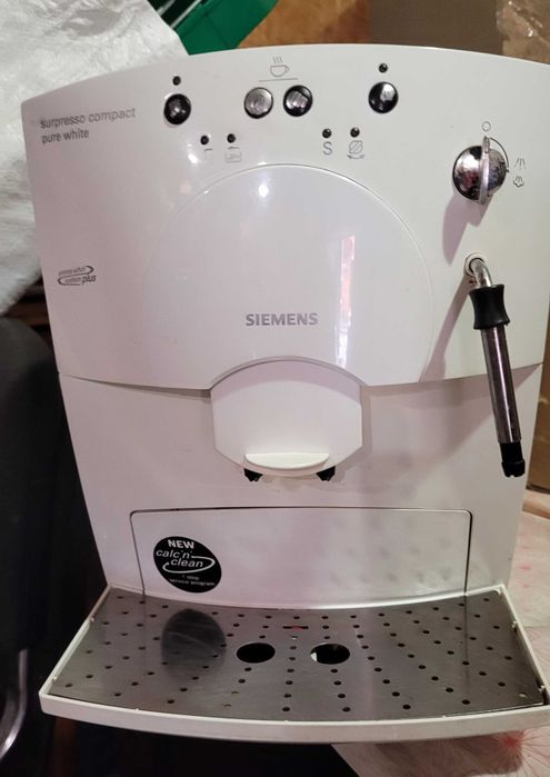 Кавова машина Siemens Surpresso Compact pure white